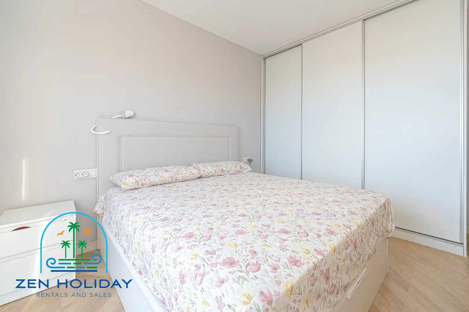 Bedroom of Flat for sale in El Campello  with Air Conditioner, Heating and Terrace