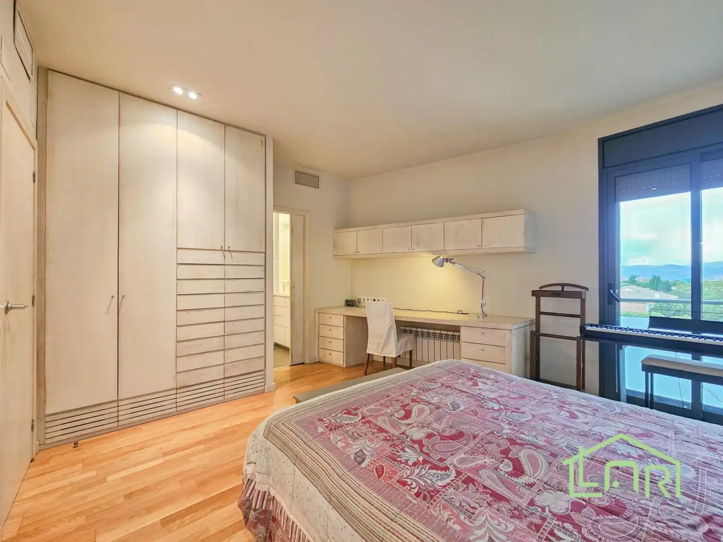 Bedroom of Flat for sale in El Centre
