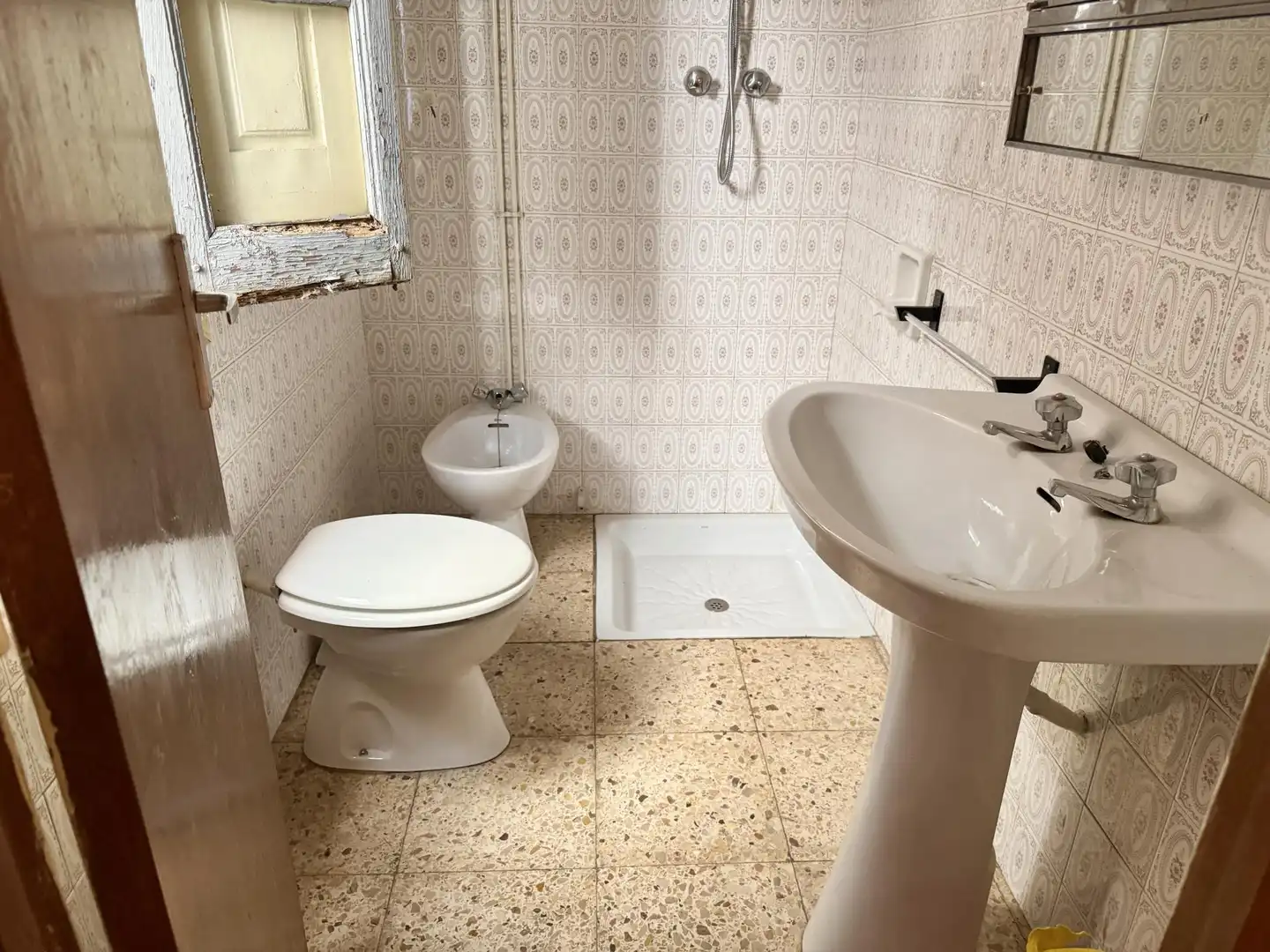 Bathroom of Detached homes for sale in La Pobla de Lillet  with Storage room and Balcony