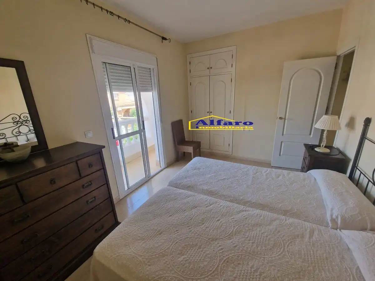 Dormitori de Casa o xalet en venda en Almonte amb Jardí privat, Terrassa i Traster
