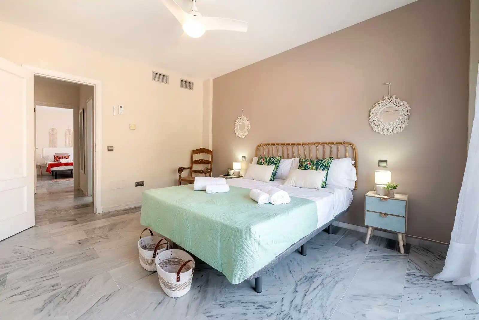 Habitación de Casa adosada en venta en Marbella con Aire acondicionado, Calefacción y Jardín privado