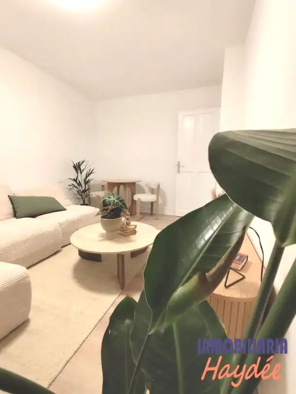 Sala de estar de Piso en venta en Getxo  con Calefacción y Amueblado