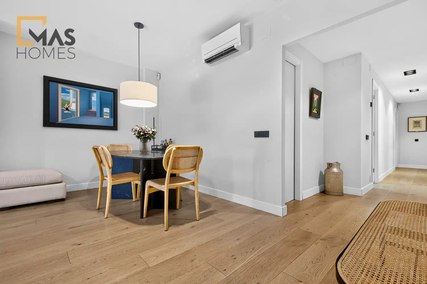 Comedor de Piso en venta en Sant Cugat del Vallès con Aire acondicionado, Calefacción y Jardín privado