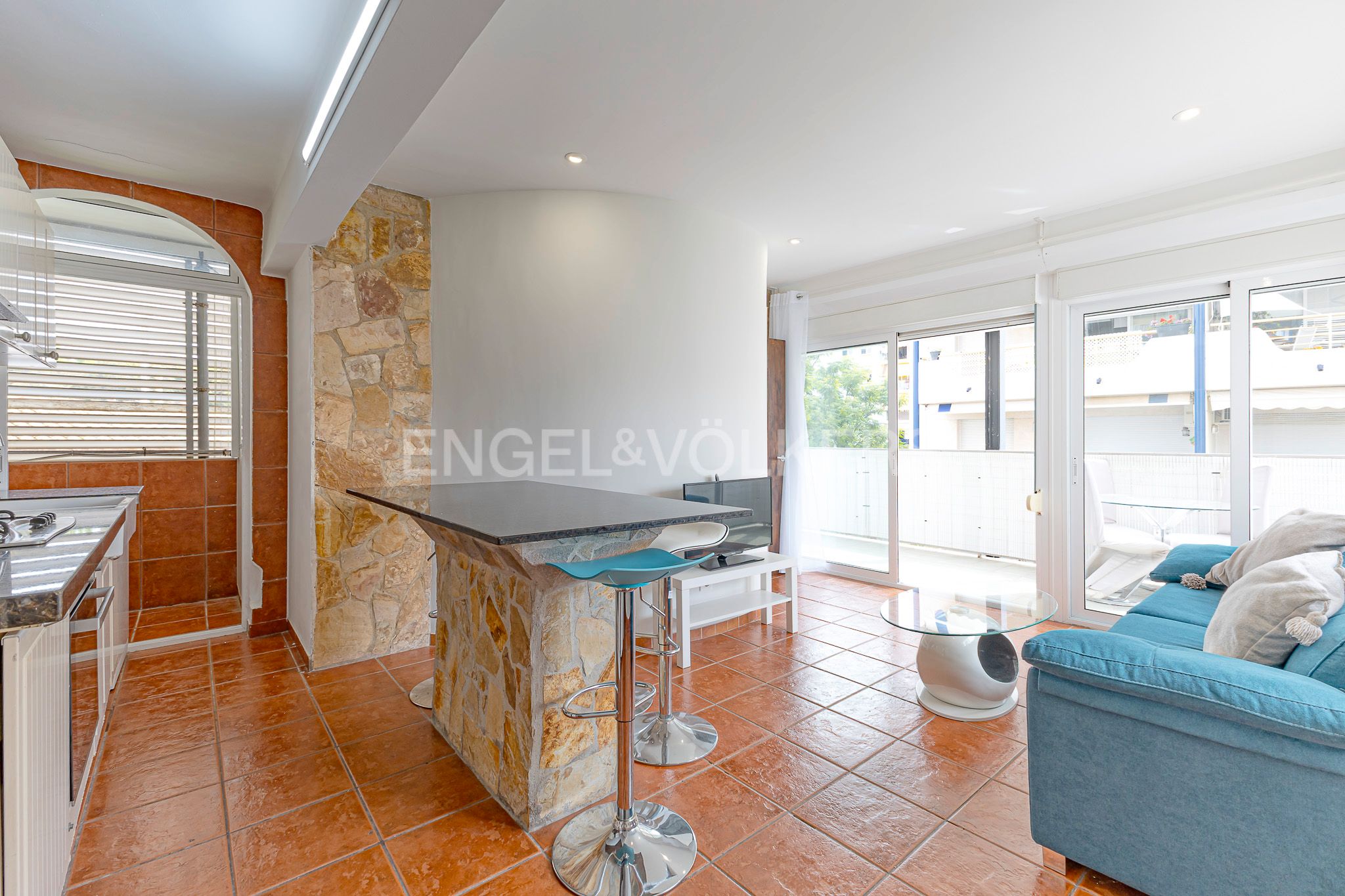 Exterior view of Apartment for sale in Sitges  with Air Conditioner, Heating and Private garden