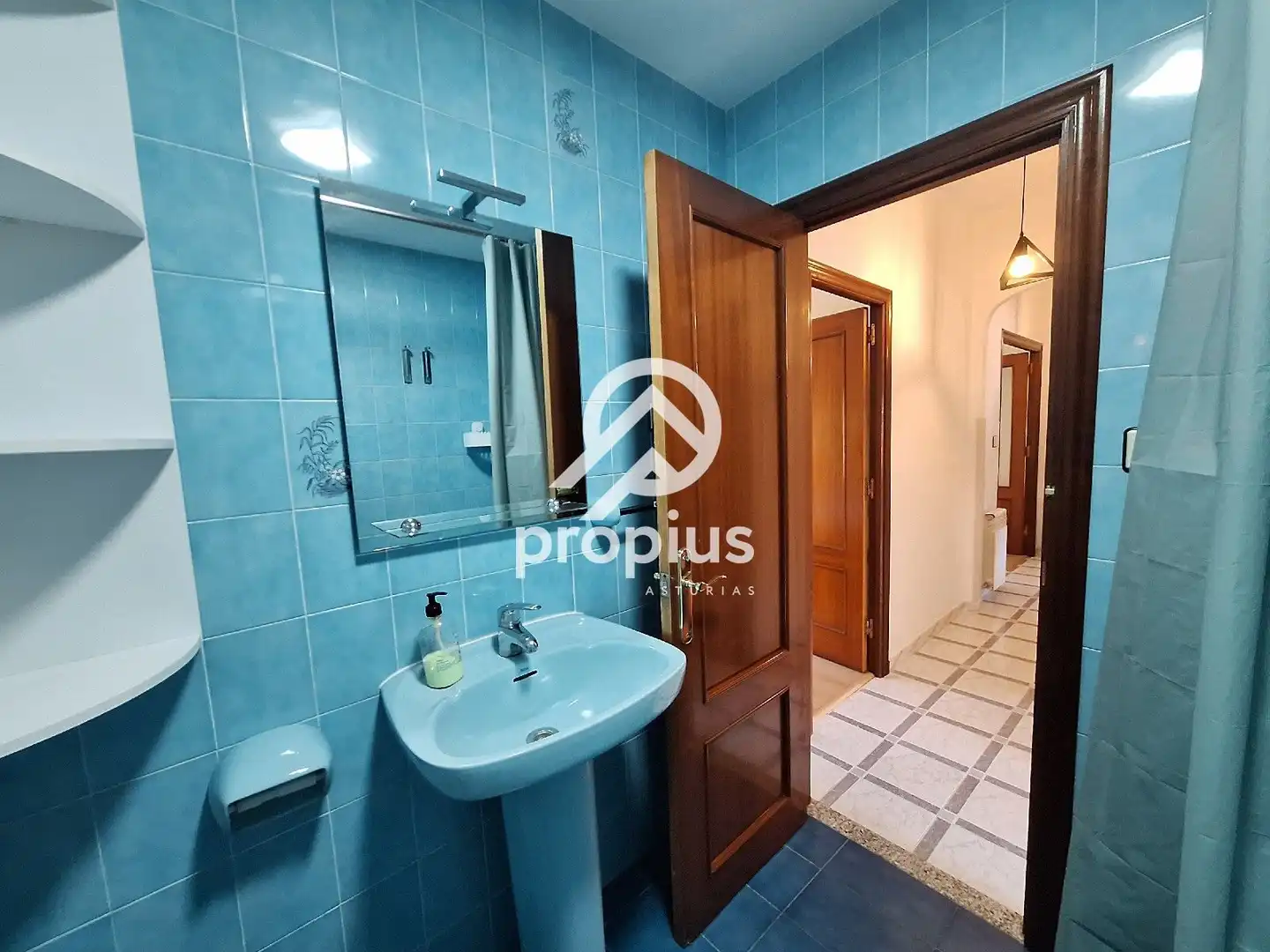 Baño de Piso en venta en Cangas de Onís con Calefacción, Parquet y Trastero