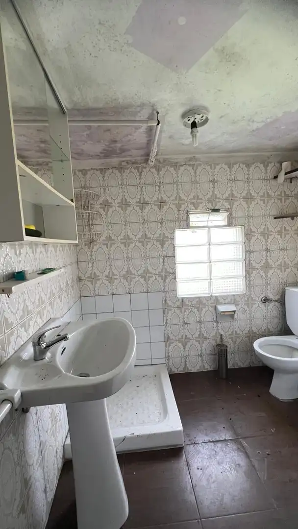 Bathroom of Houses for sale in Cangas de Onís