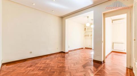 Photo 3 of Flat to rent in Castellana,  Madrid Capital