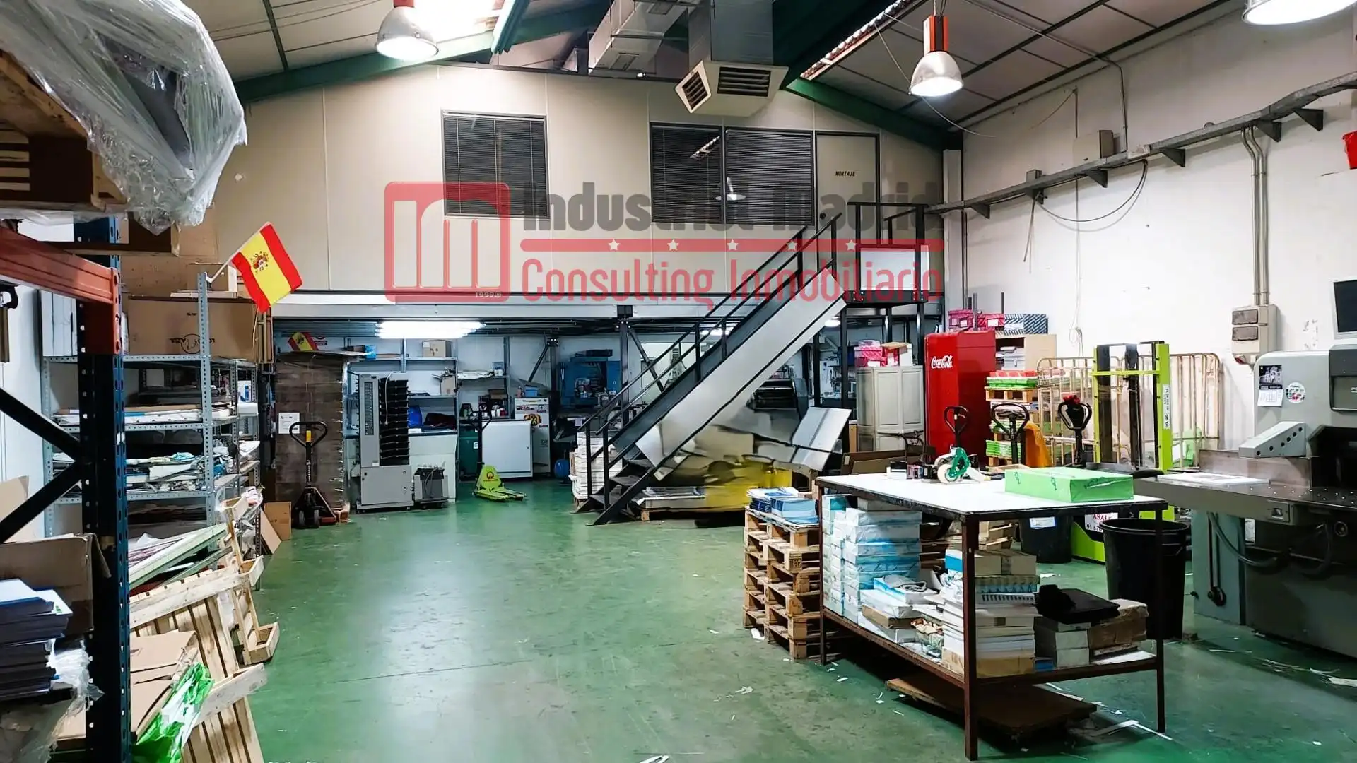 Fabrikhallen zum Verkauf in San Fernando de Henares