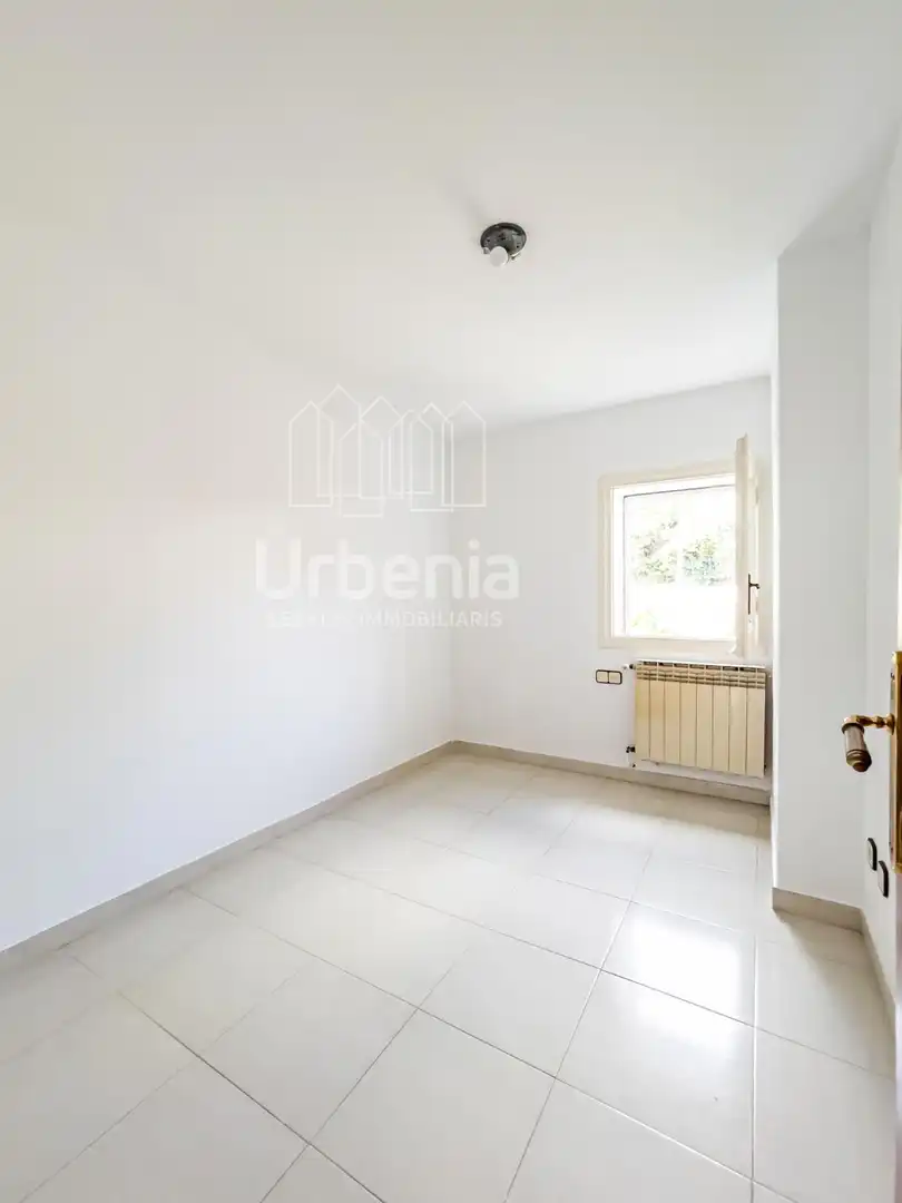 Casa con piscina en venta en Nucli Urbà, imagen 39
