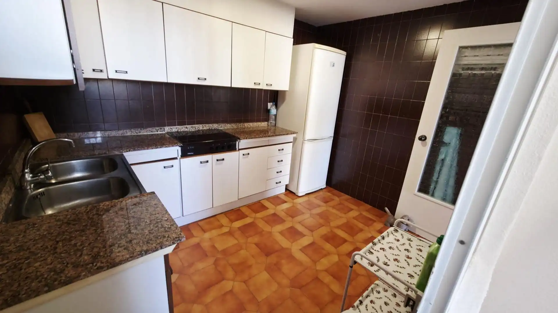 Cuina de Pis en venda en Alicante / Alacant amb Jardí privat, Terrassa i Moblat