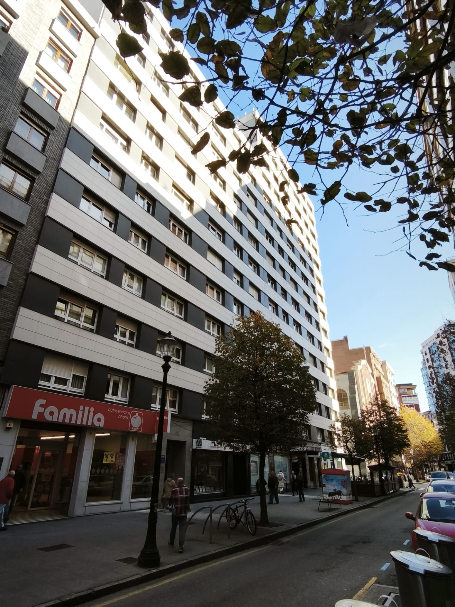 Vista exterior de Pis en venda en Gijón  amb Calefacció