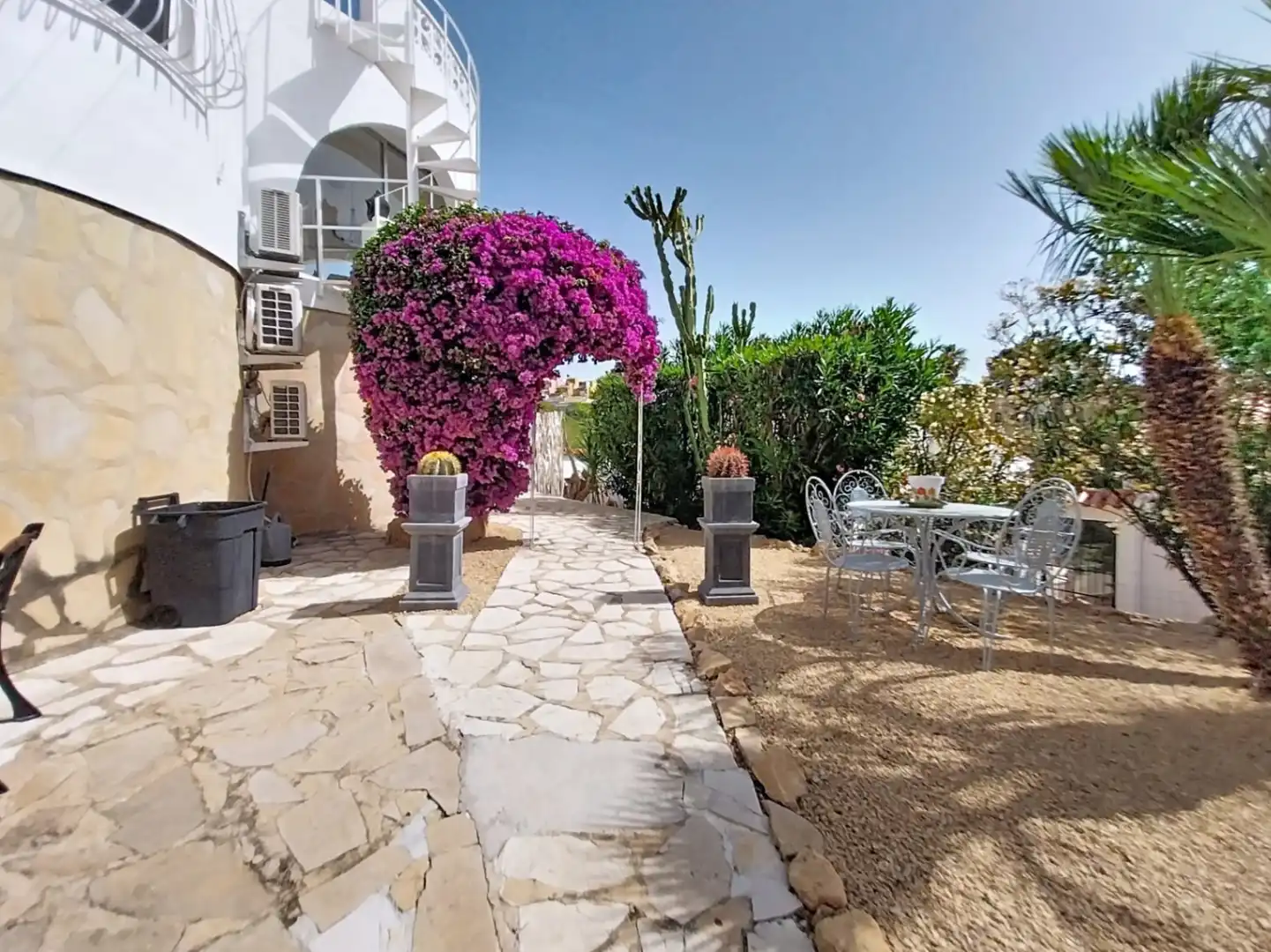 Terrassa de Casa o xalet en venda en La Nucia amb Aire condicionat, Jardí privat i Terrassa