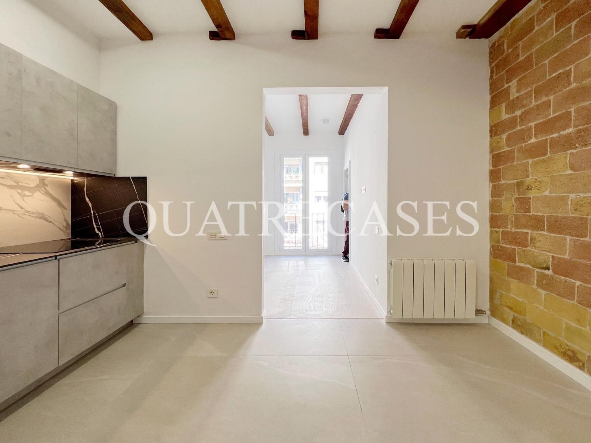 Flat for sale in  Barcelona Capital  with Heating, Furnished and Oven