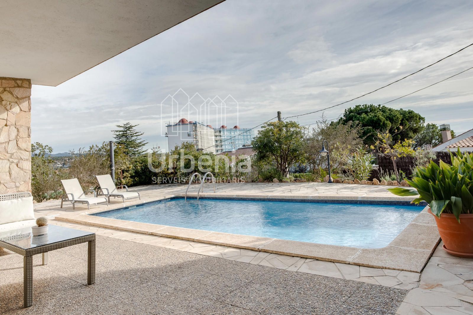 Swimming pool of House or chalet for sale in Canet de Mar  with Heating, Private garden and Terrace