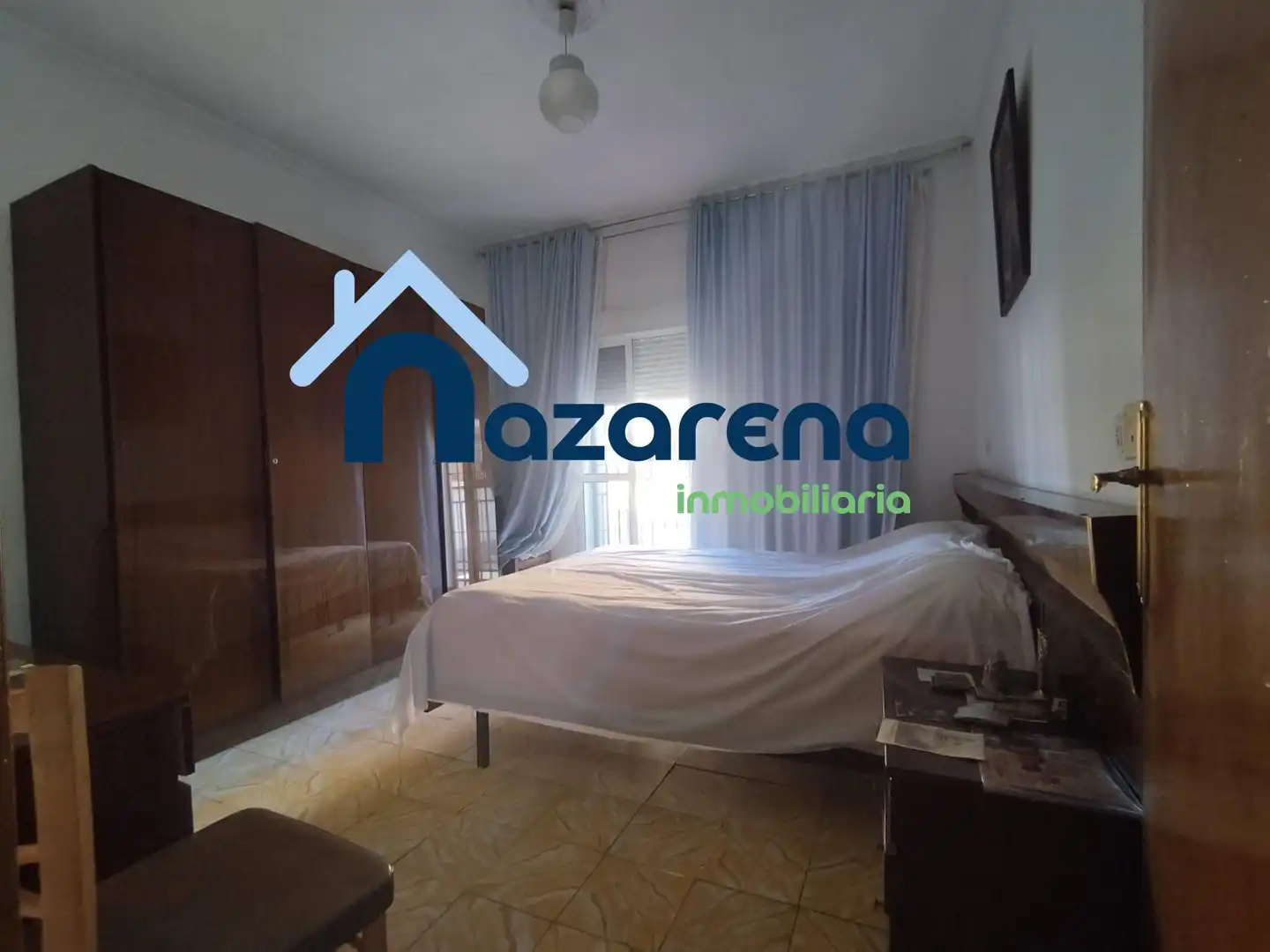 Habitación de Casa o chalet en venta en Dos Hermanas con Jardín privado, Terraza y Trastero