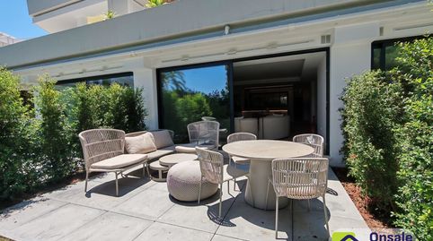 Foto 4 de Apartament en venda a Calle Londres, Las Brisas, Marbella