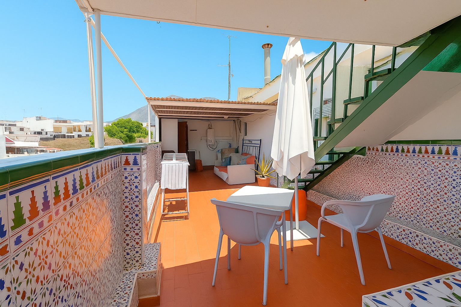Terraza de Ático en venta en Marbella con Aire acondicionado, Calefacción y Amueblado
