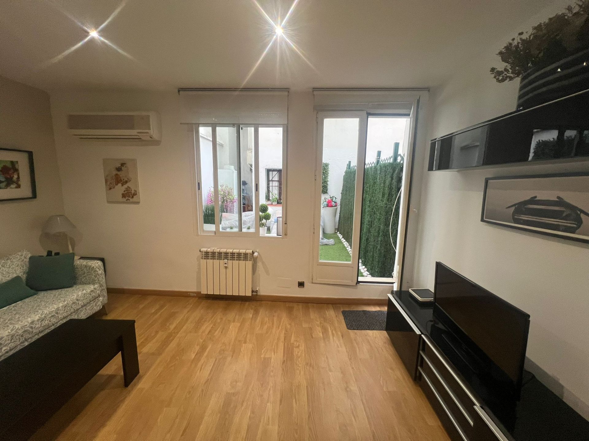 Sala de estar de Piso en venta en  Madrid Capital con Aire acondicionado, Calefacción y Parquet