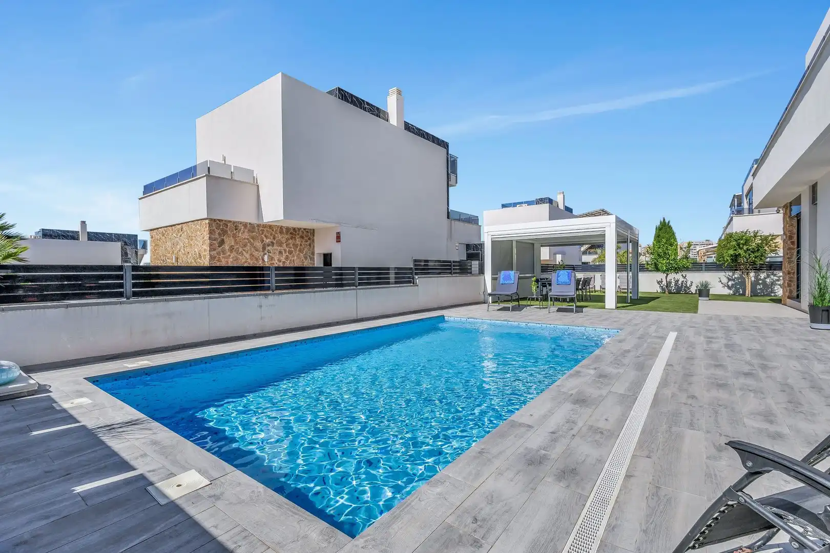 Xalet amb piscina en venda a N/A, imagen 4