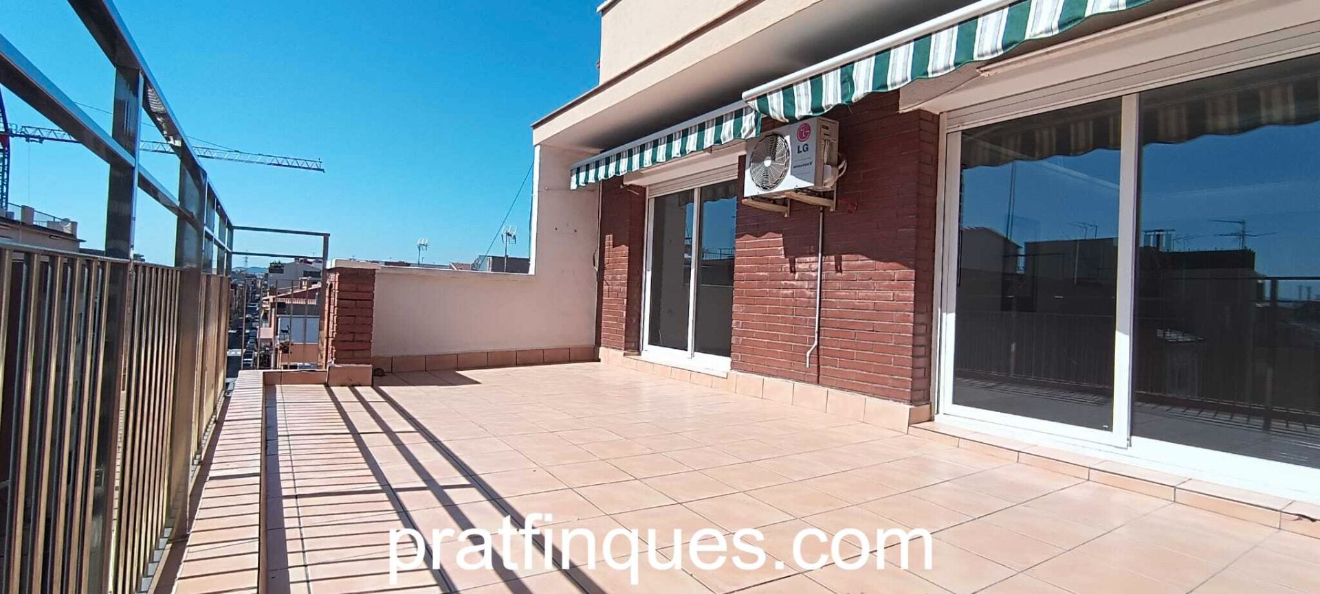 Terrassa de Pis en venda en El Prat de Llobregat amb Aire condicionat, Calefacció i Terrassa