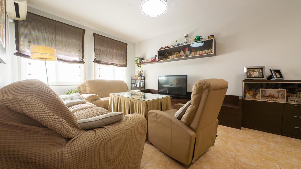 Sala d'estar de Pis en venda en Peligros amb Aire condicionat, Calefacció i Terrassa