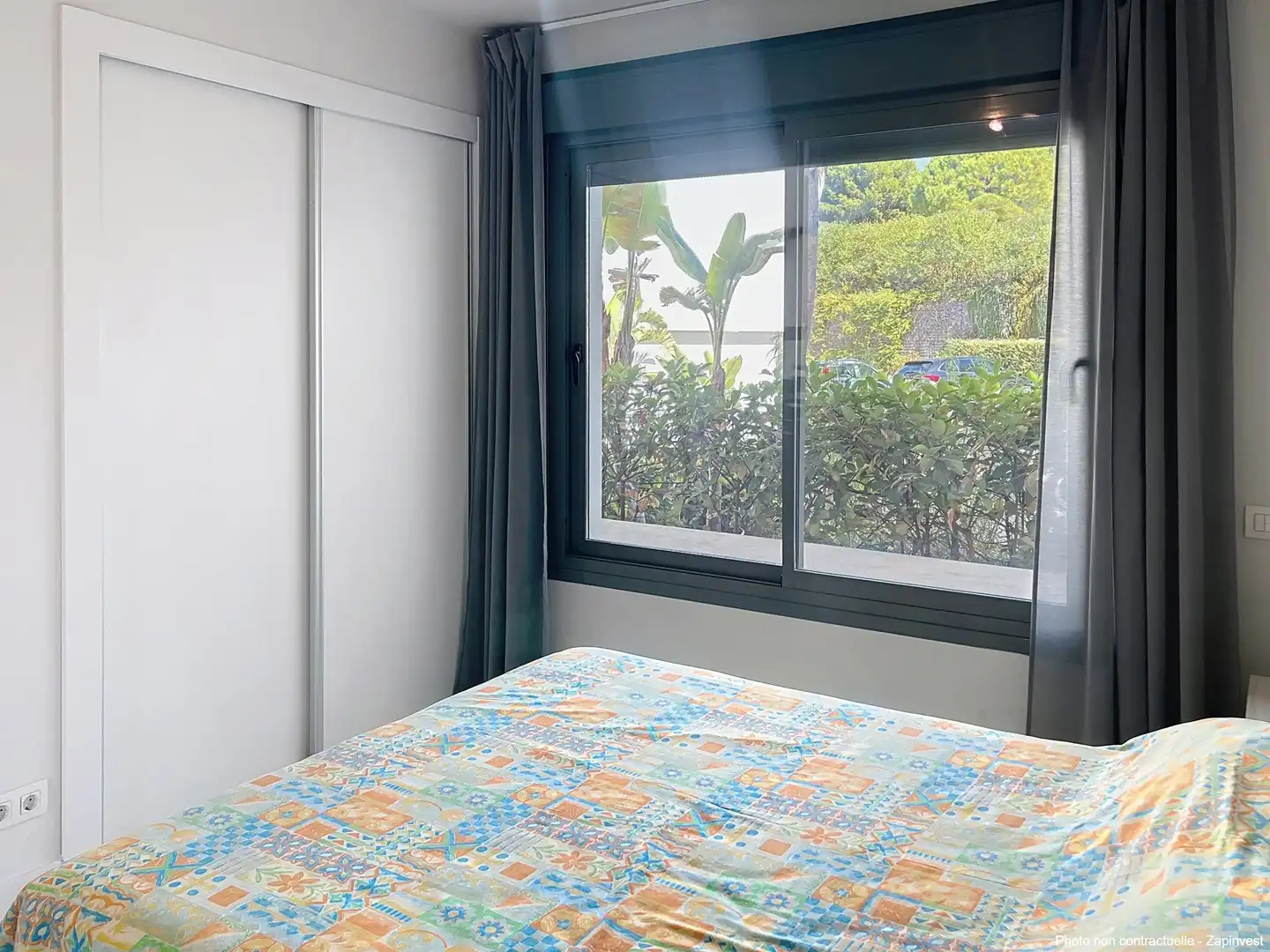 Habitación de Planta baja en venta en Casares con Aire acondicionado, Terraza y Piscina