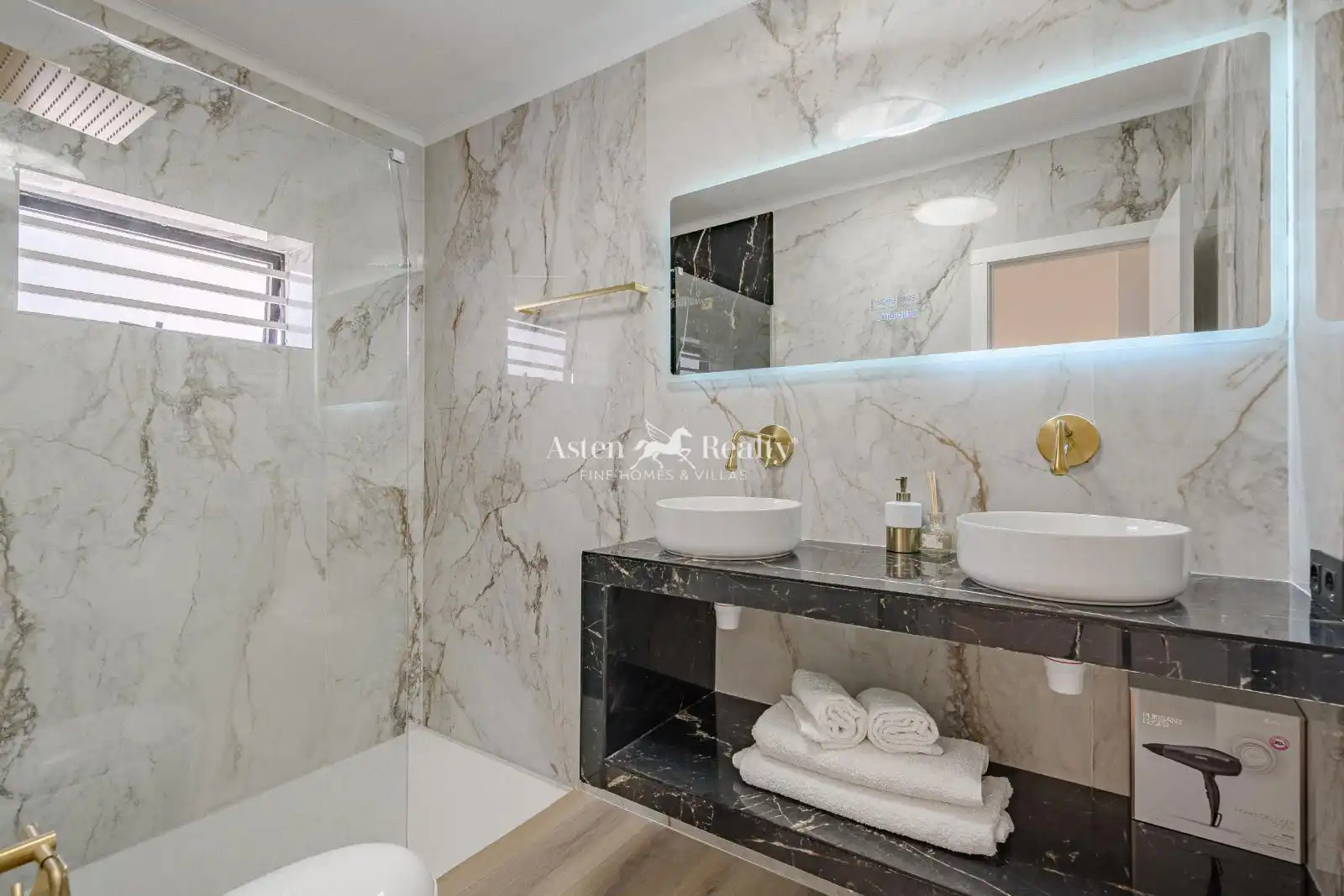 Bathroom of Duplexes for sale in Adeje  with Air Conditioner, Terrace and Furnished
