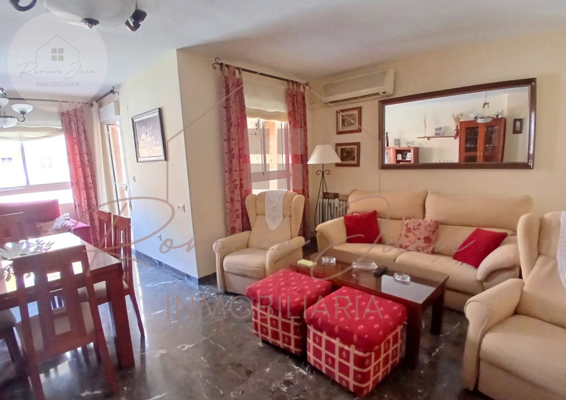 Sala d'estar de Pis en venda en  Jaén Capital amb Aire condicionat, Calefacció i Traster