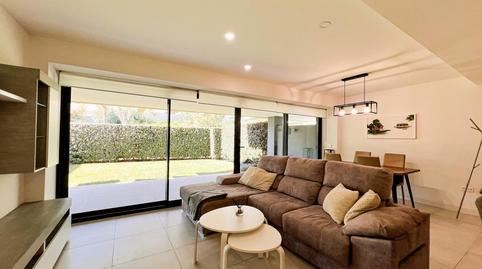 Foto 4 de Apartament en venda a Oasis 325, Calle Camino del Reloj, La Concha - Resina Golf, Málaga