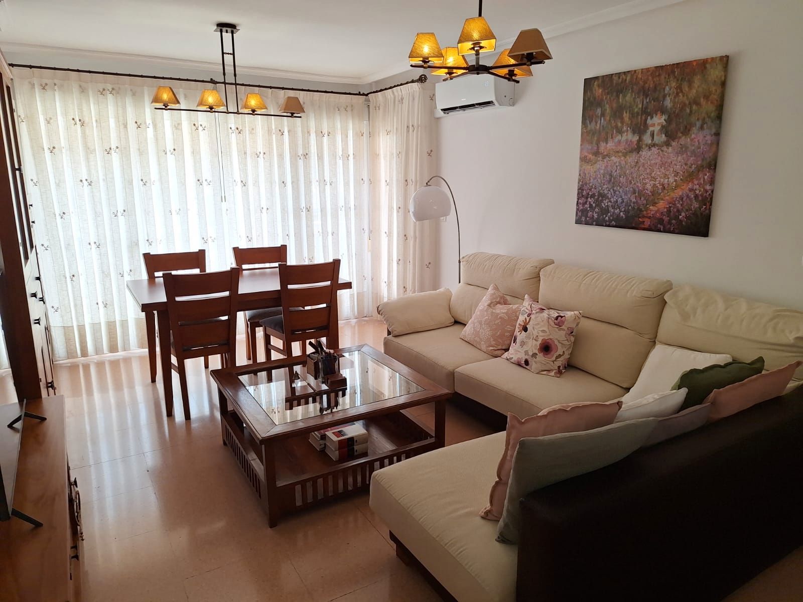 Living room of Flat to rent in San Vicente del Raspeig / Sant Vicent del Raspeig  with Air Conditioner, Furnished and Oven