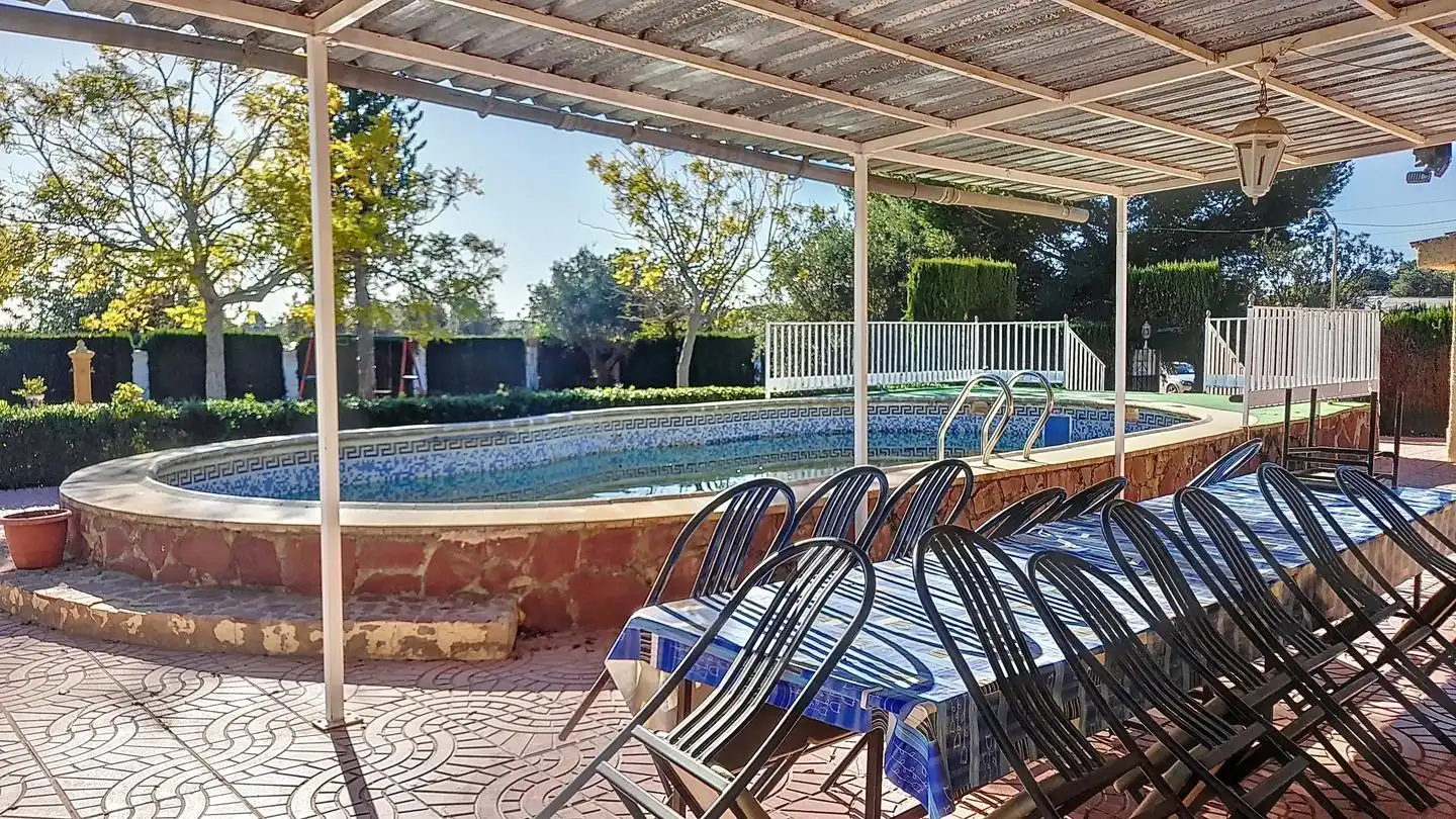 Schwimmbecken von Country house zum Verkauf in Bétera mit Privatgarten, Abstellraum und Schwimmbad