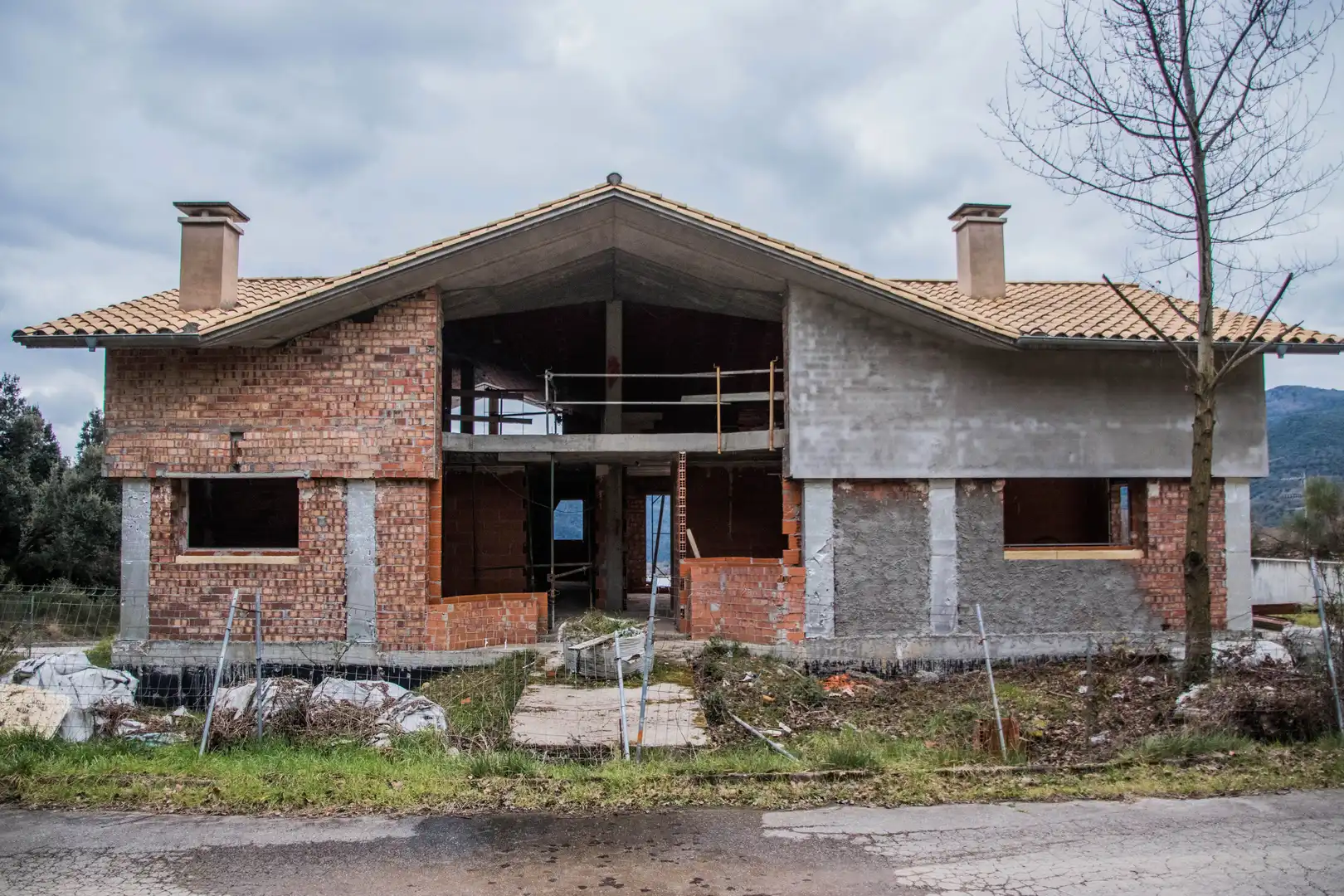 Exterior view of Houses for sale in Montagut i Oix  with Private garden, Terrace and Storage room