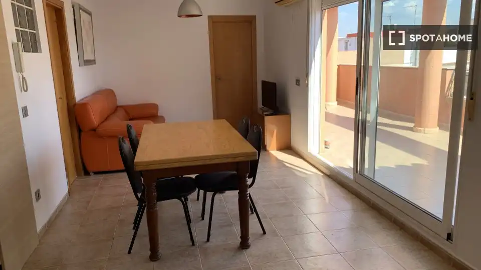 Comedor de Piso de alquiler en Sagunto / Sagunt con Aire acondicionado, Calefacción y Amueblado
