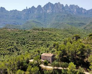 Vista exterior de Finca rústica en venda en Castellbell i el Vilar