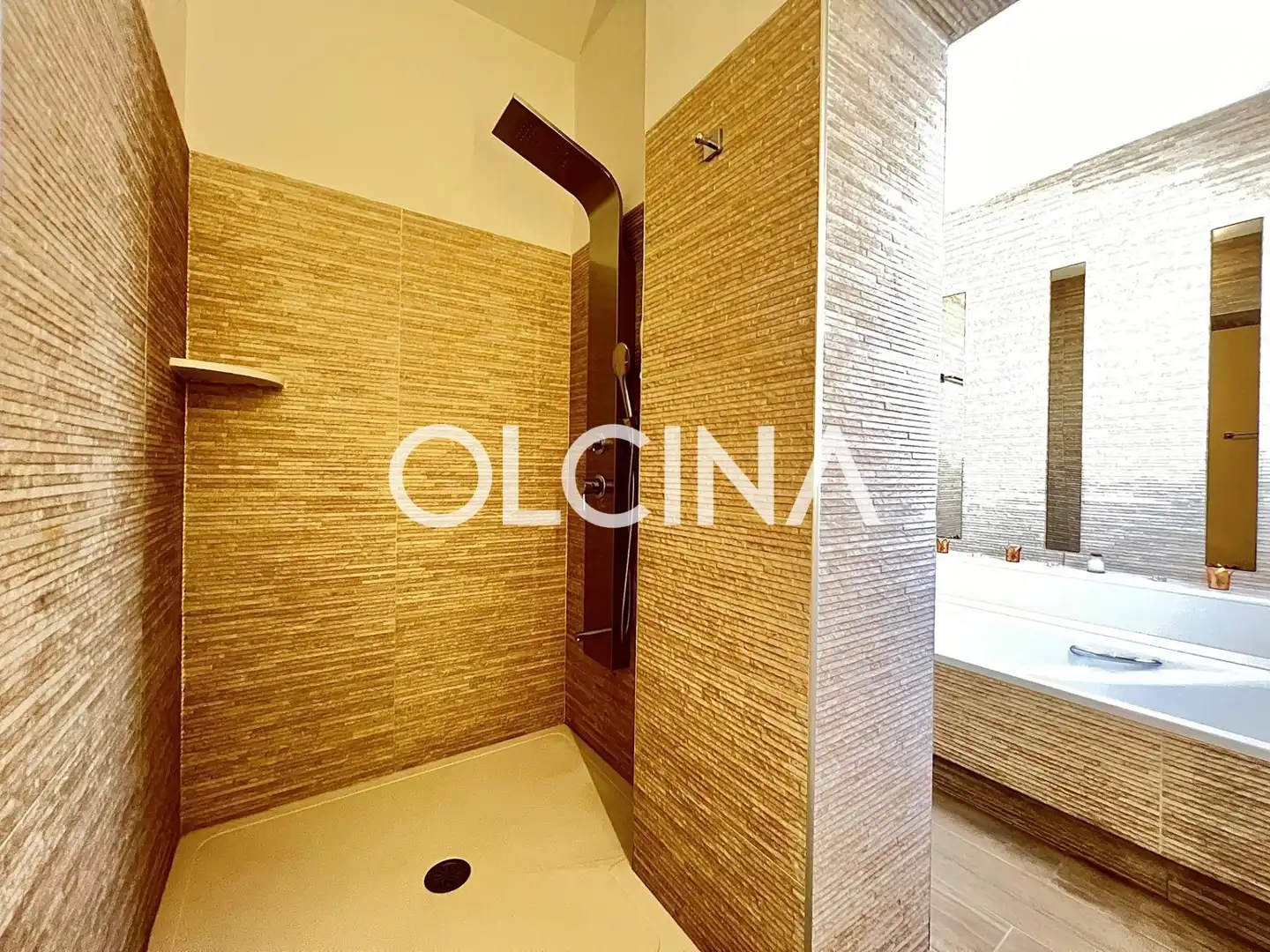 Bathroom of Buildings for sale in Castalla