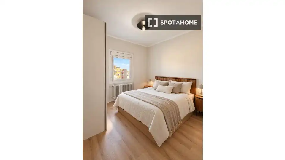 Bedroom of Flat for rent in Eixample