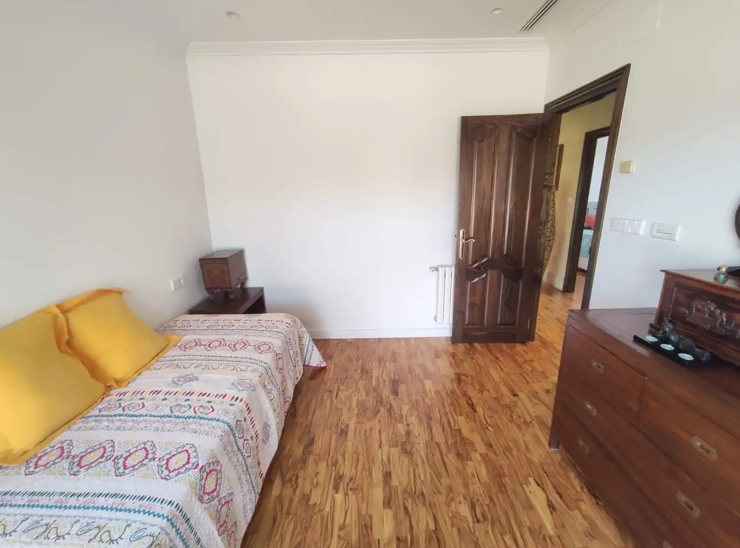 Dormitori de Casa o xalet en venda en Elche / Elx amb Aire condicionat, Calefacció i Jardí privat