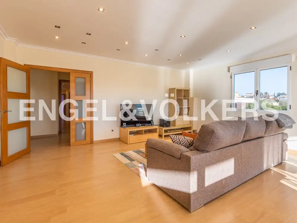 Wohnzimmer von Haus oder Chalet zum Verkauf in L'Alcora mit Heizung, Parkett und Terrasse