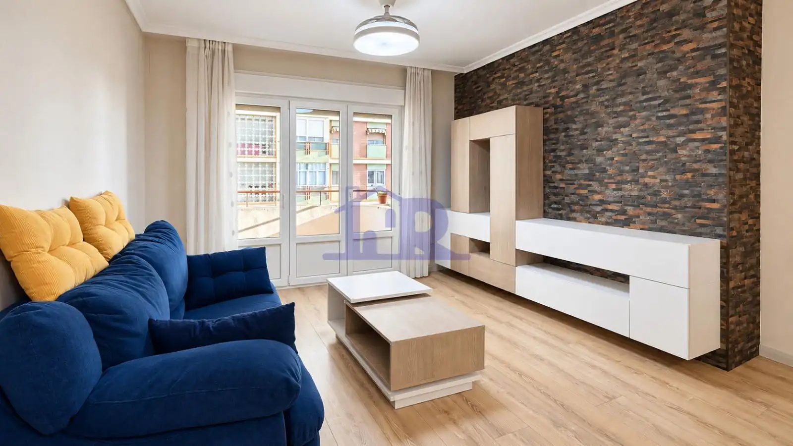 Appartement avec ascenseur à louer à Serpol, imagen 3