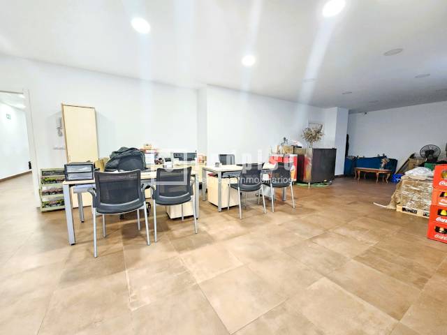Local comercial en Alquiler en Centro