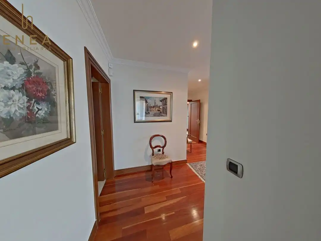 Casa o chalet en venta en Vitoria - Gasteiz con Calefacción, Jardín privado y Trastero