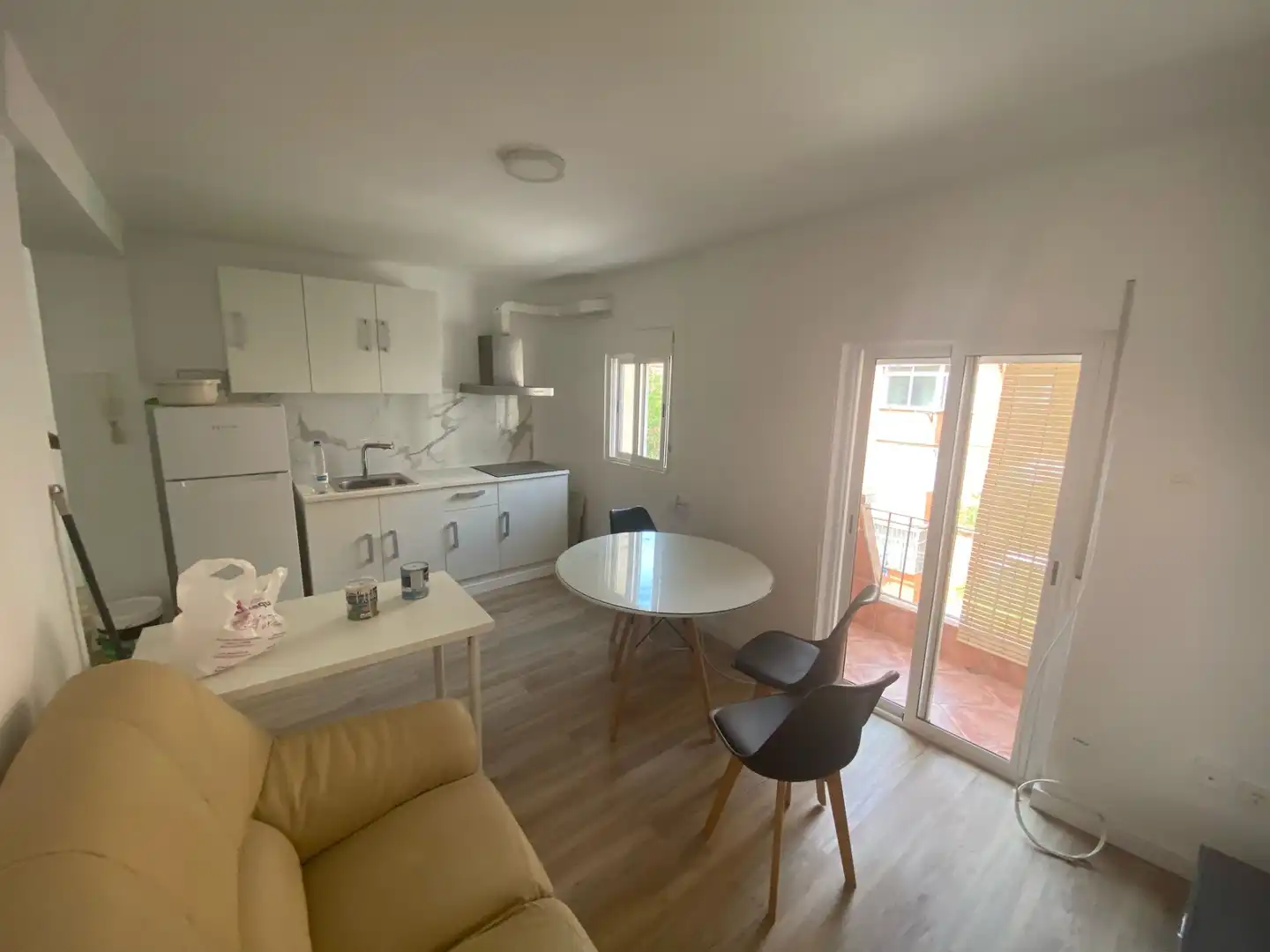 Wohnung zur Miete in Placeta Larra, 2, Barrio de Zaidín
