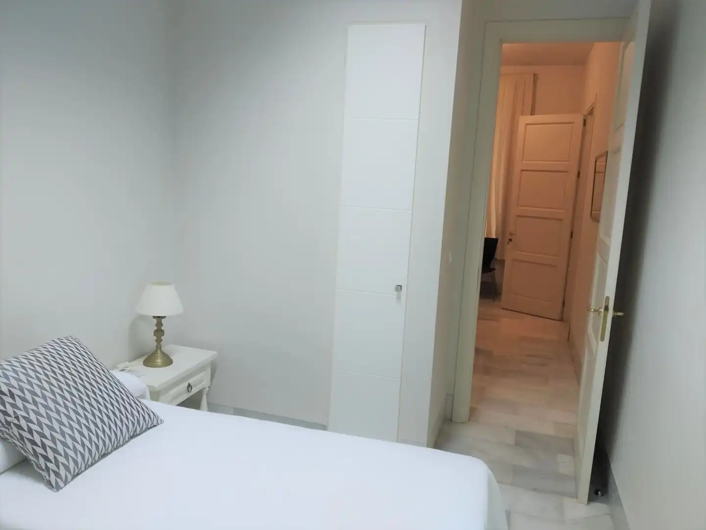 Habitación de Apartamento de alquiler en Málaga con Aire acondicionado y Amueblado
