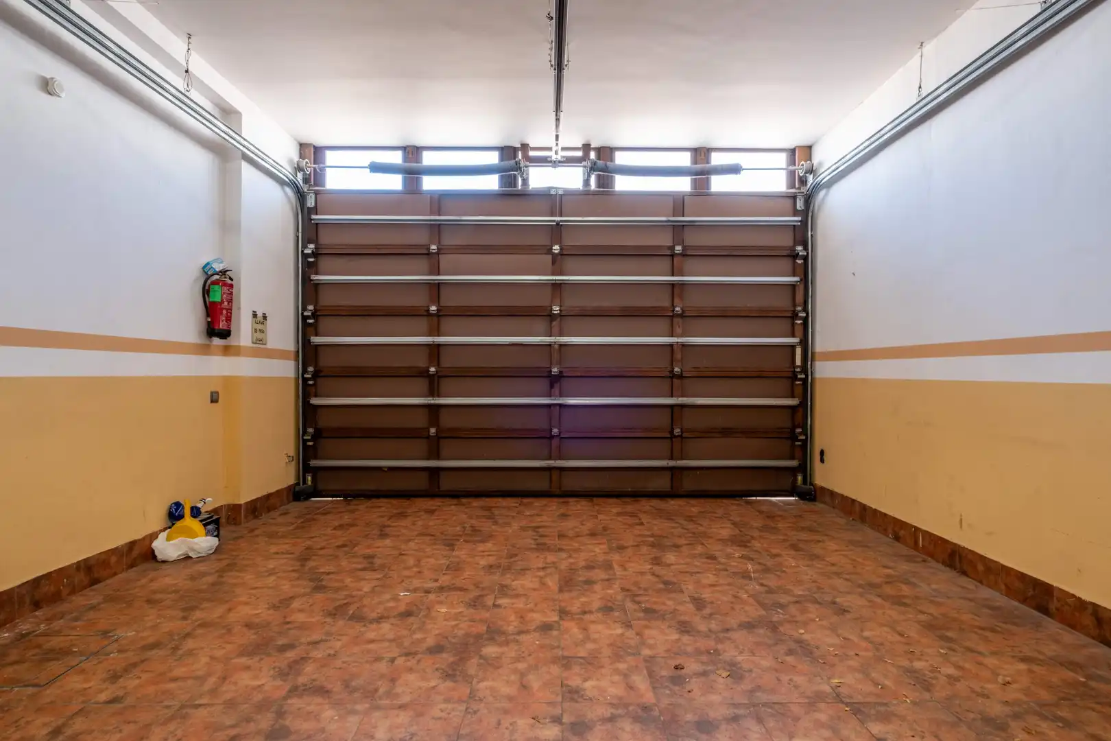 Houses for sale in Zaragoza  with Air Conditioner and Heating