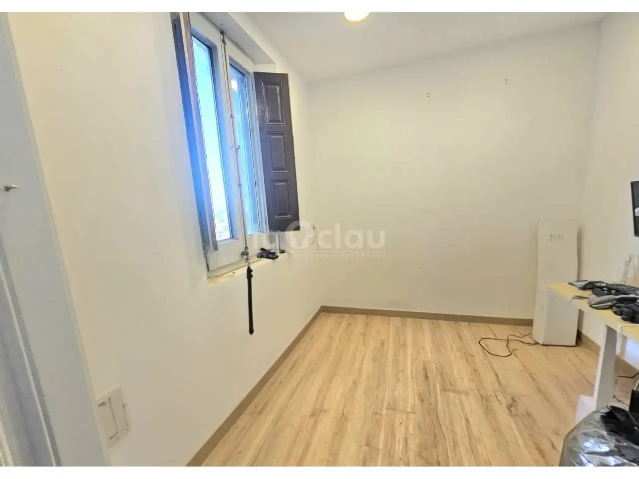Habitación de Piso en venta en Tona con Calefacción, Parquet y Terraza