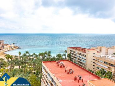 Piso con ascensor en venta en Playa de los Locos