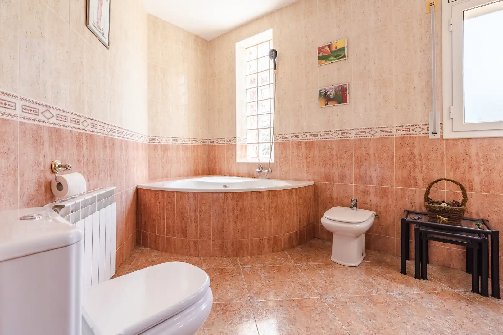 Bathroom of Houses for sale in La Secuita  with Air Conditioner, Heating and Private garden