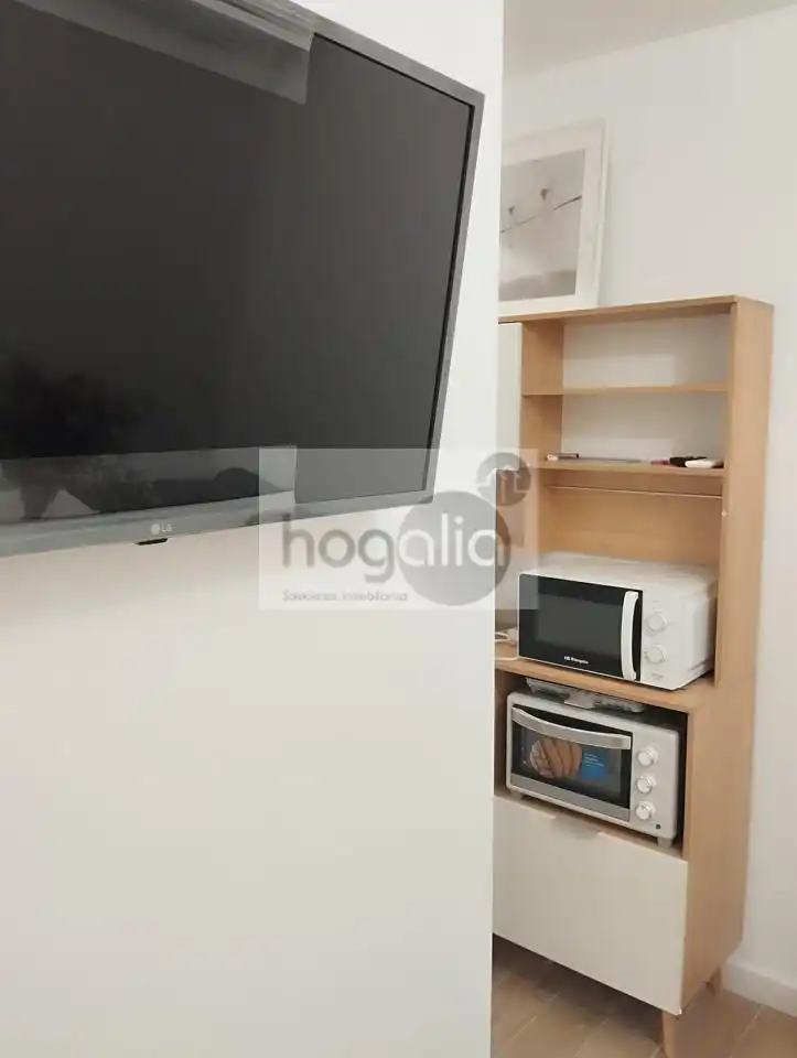 Bedroom of Flat for rent in  Sevilla Capital  with Air Conditioner and Terrace