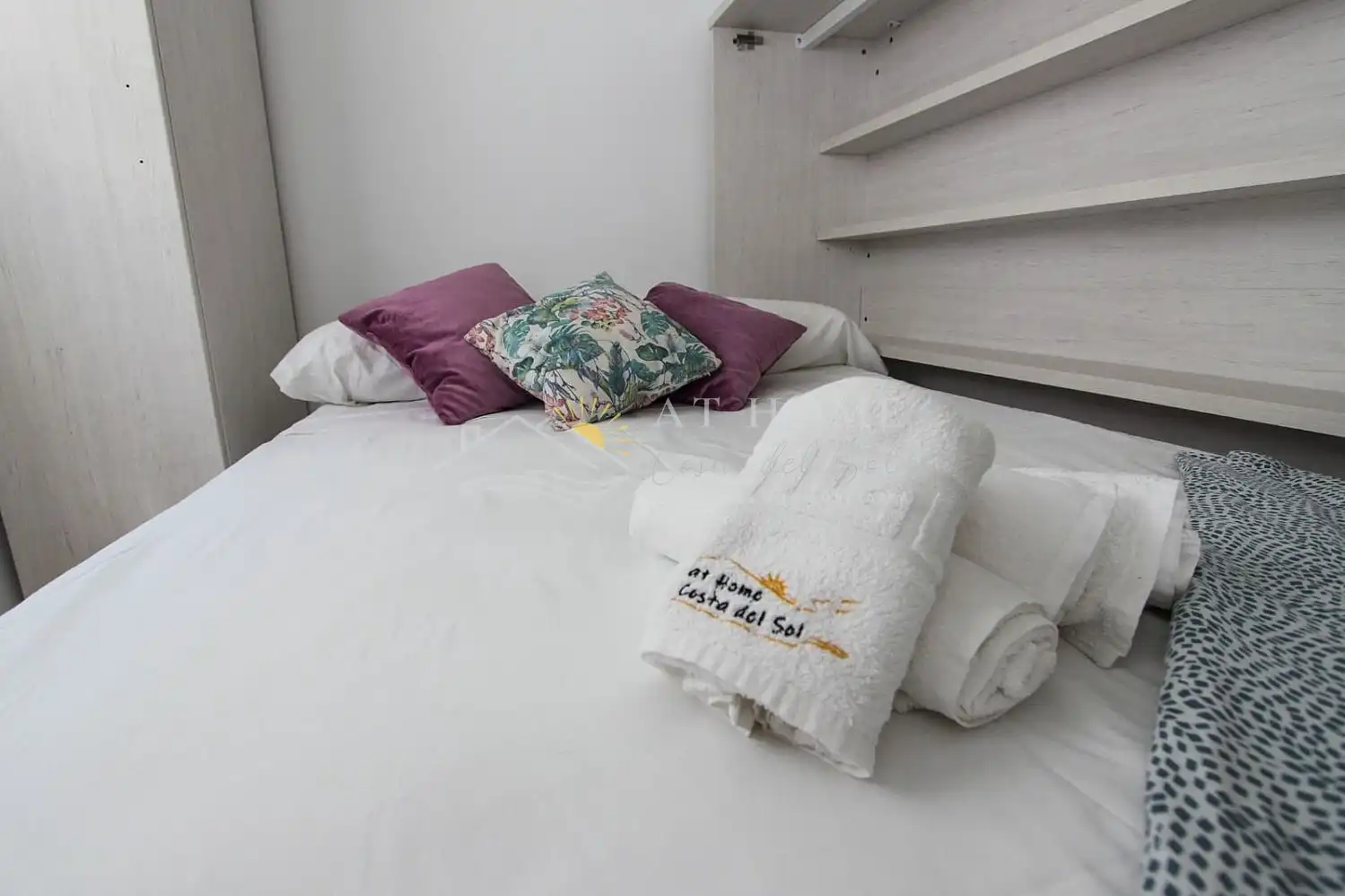 Habitación de Casa o chalet en venta en Torrox con Terraza y Microondas