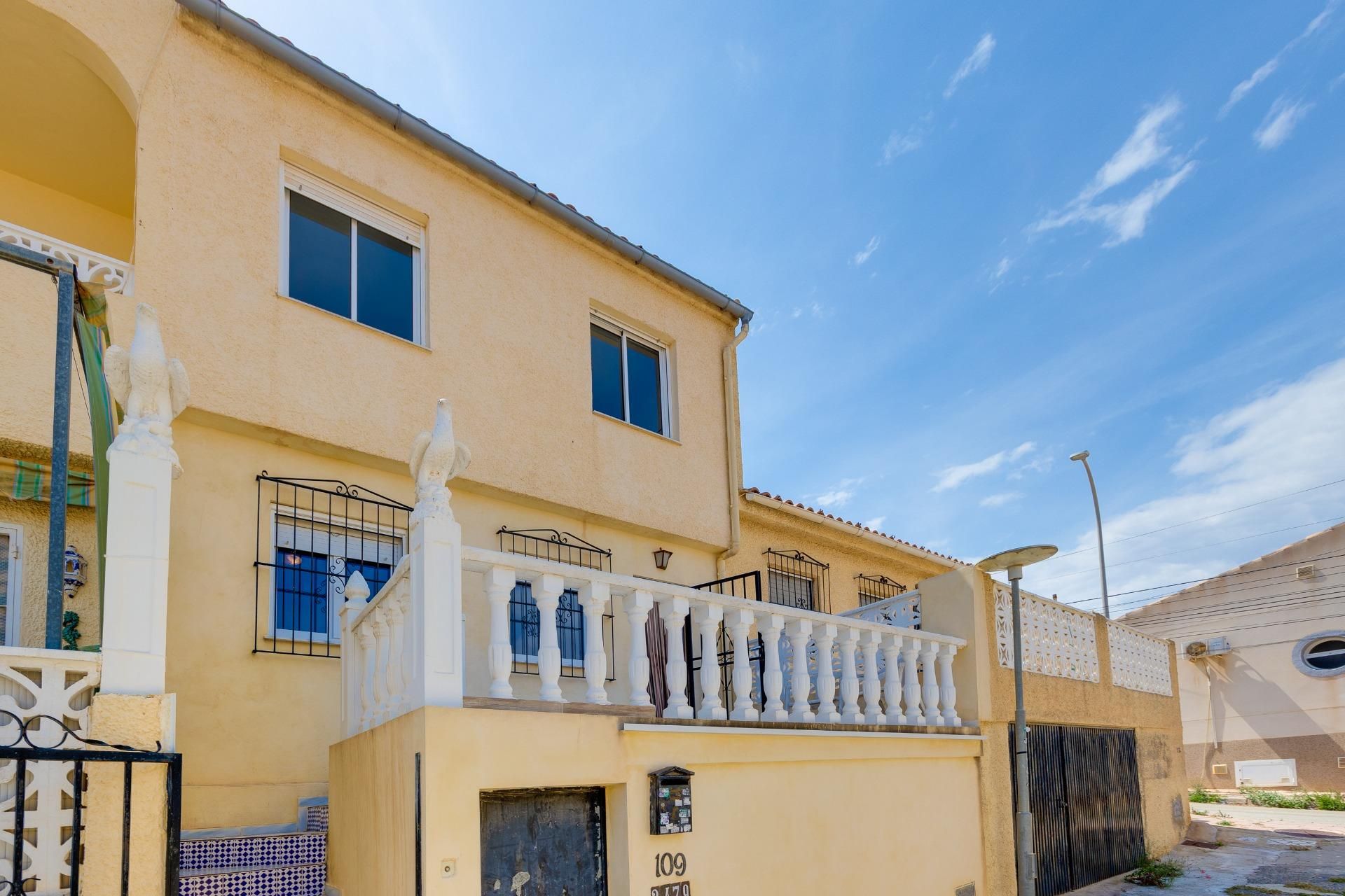 Exterior view of House or chalet for sale in San Fulgencio  with Terrace and Storage room